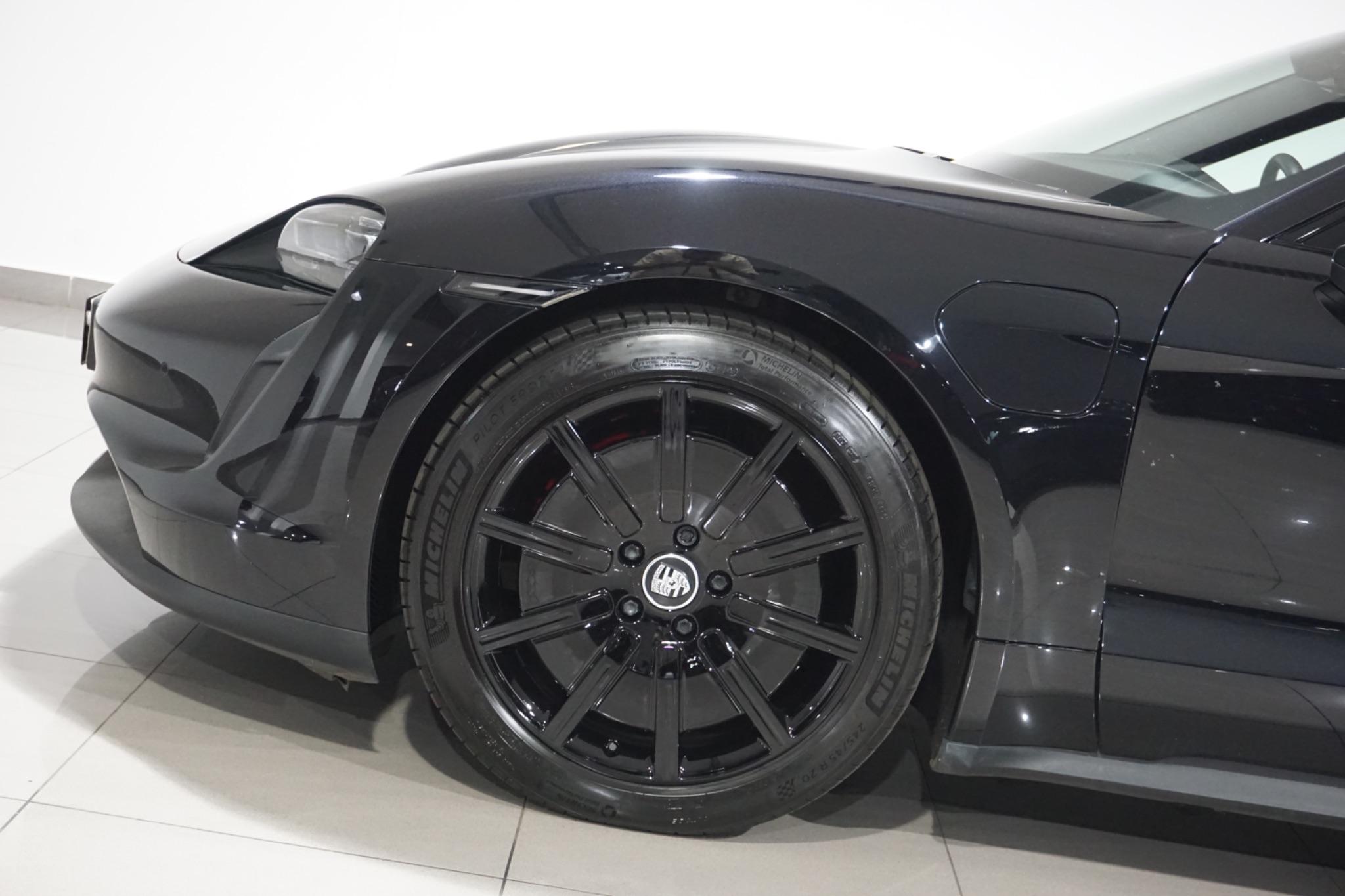 Porsche Taycan Performance Plus 93.4kWh 4S Auto 4WD 4dr (11kW Charger)